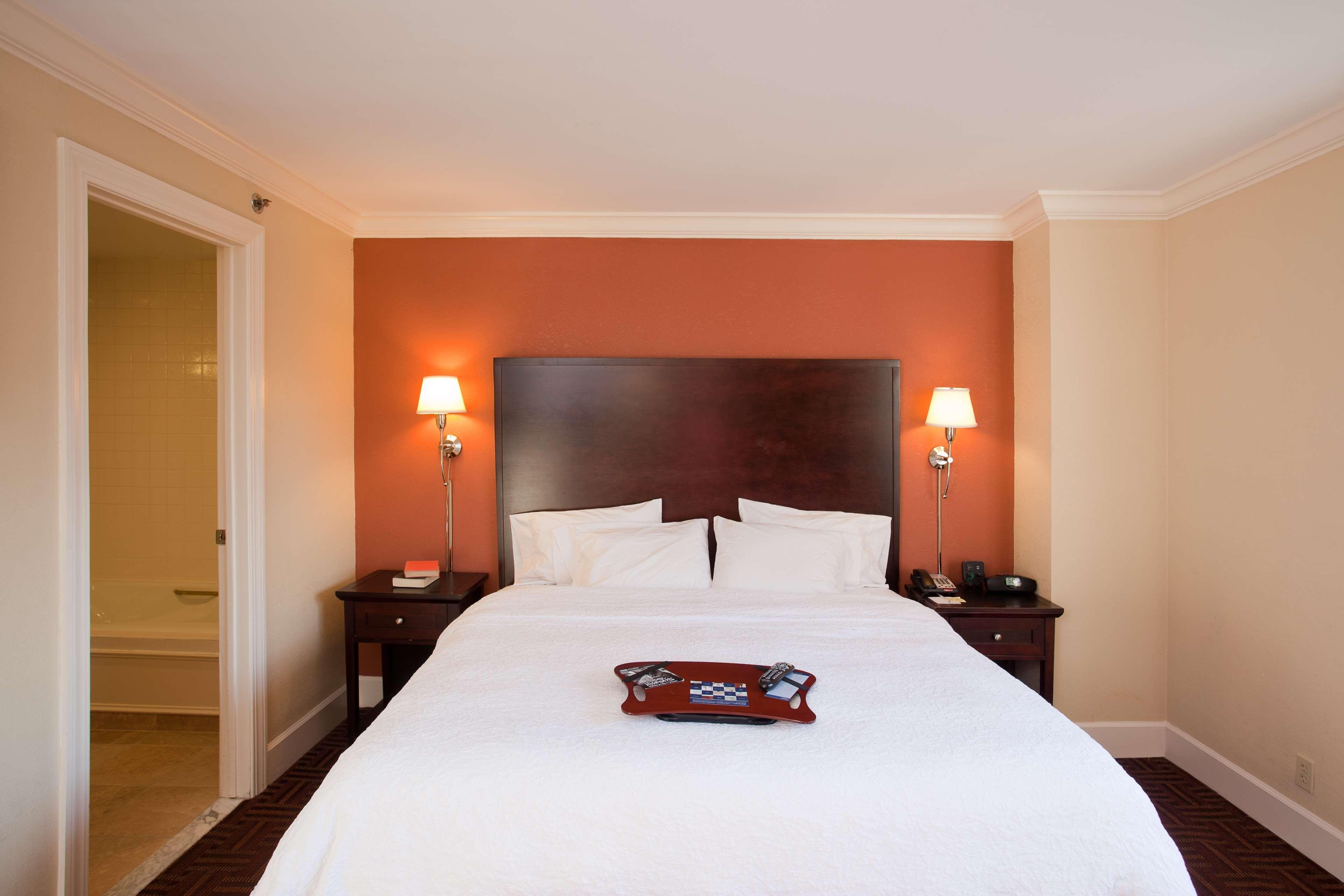 Hampton Inn & Suites Stamford Exteriér fotografie