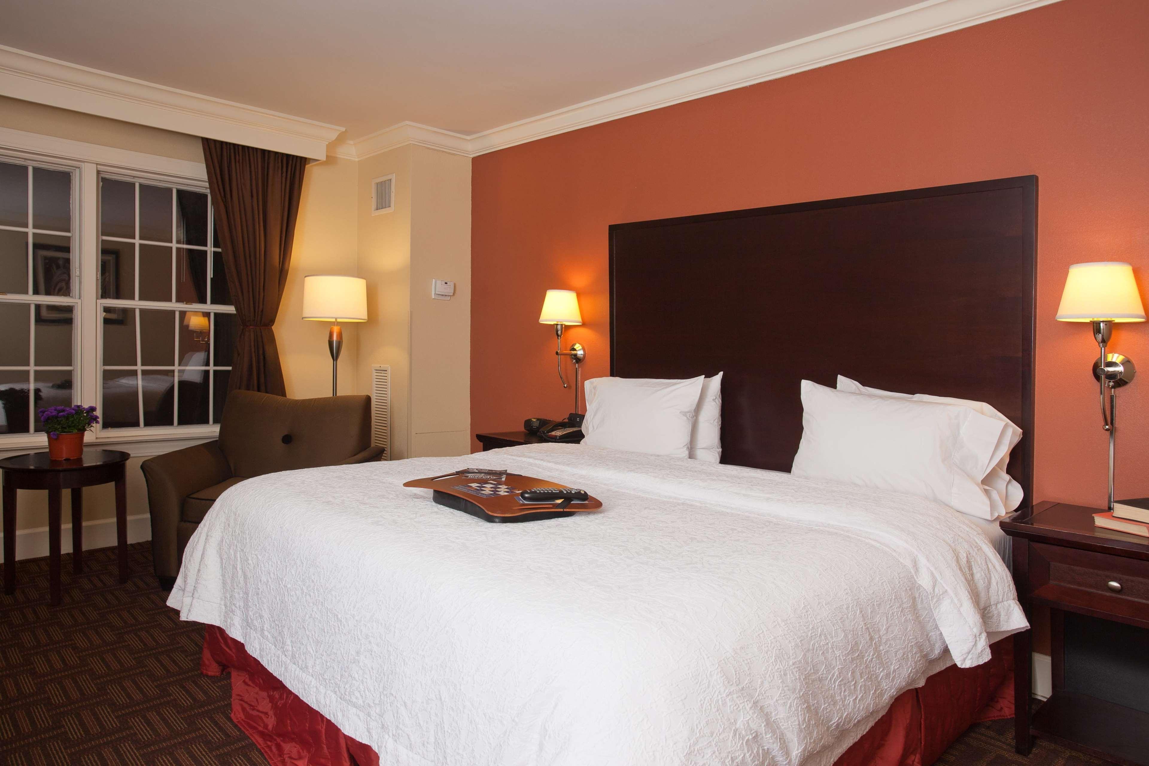 Hampton Inn & Suites Stamford Exteriér fotografie