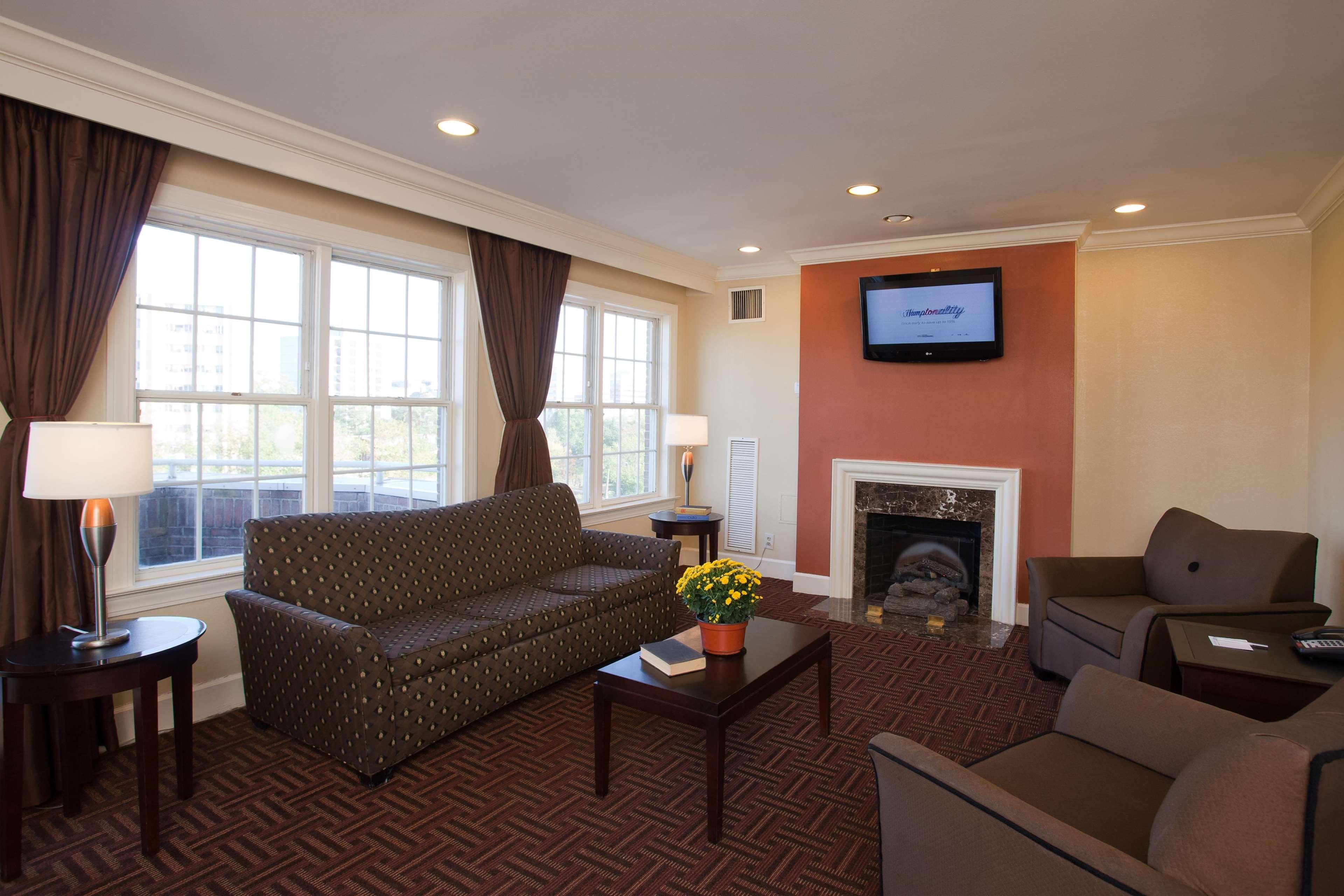 Hampton Inn & Suites Stamford Exteriér fotografie