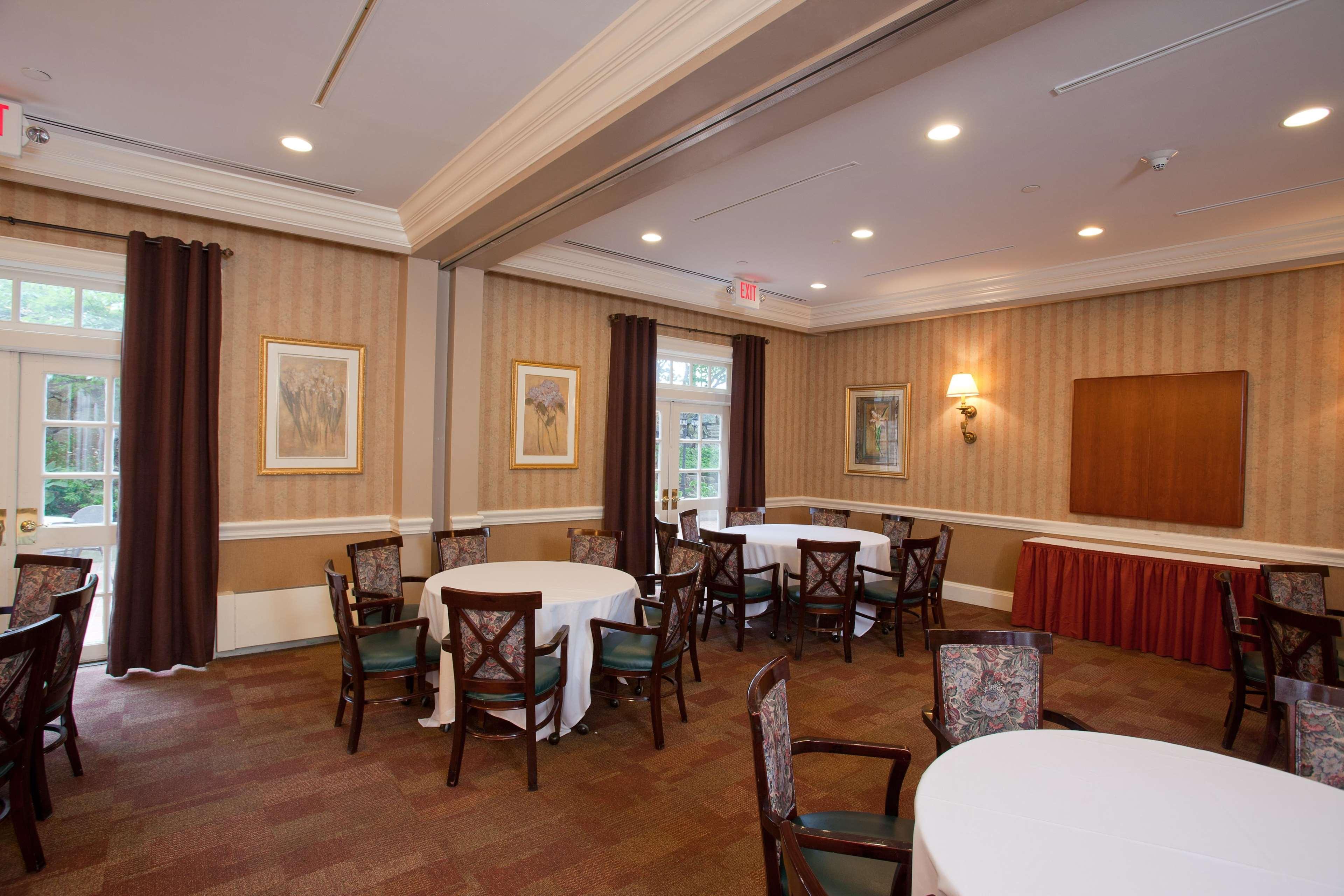 Hampton Inn & Suites Stamford Exteriér fotografie