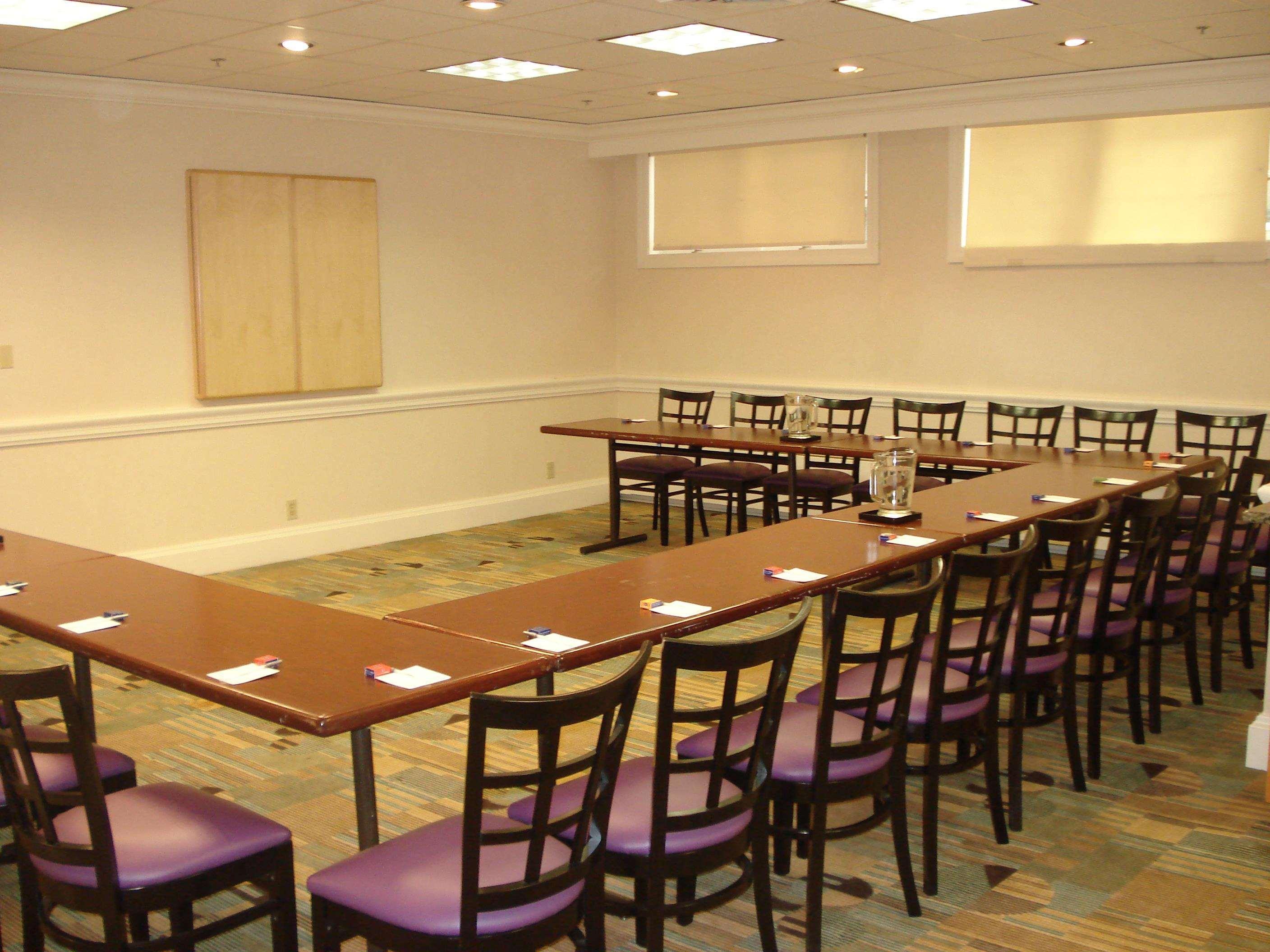 Hampton Inn & Suites Stamford Zařízení fotografie