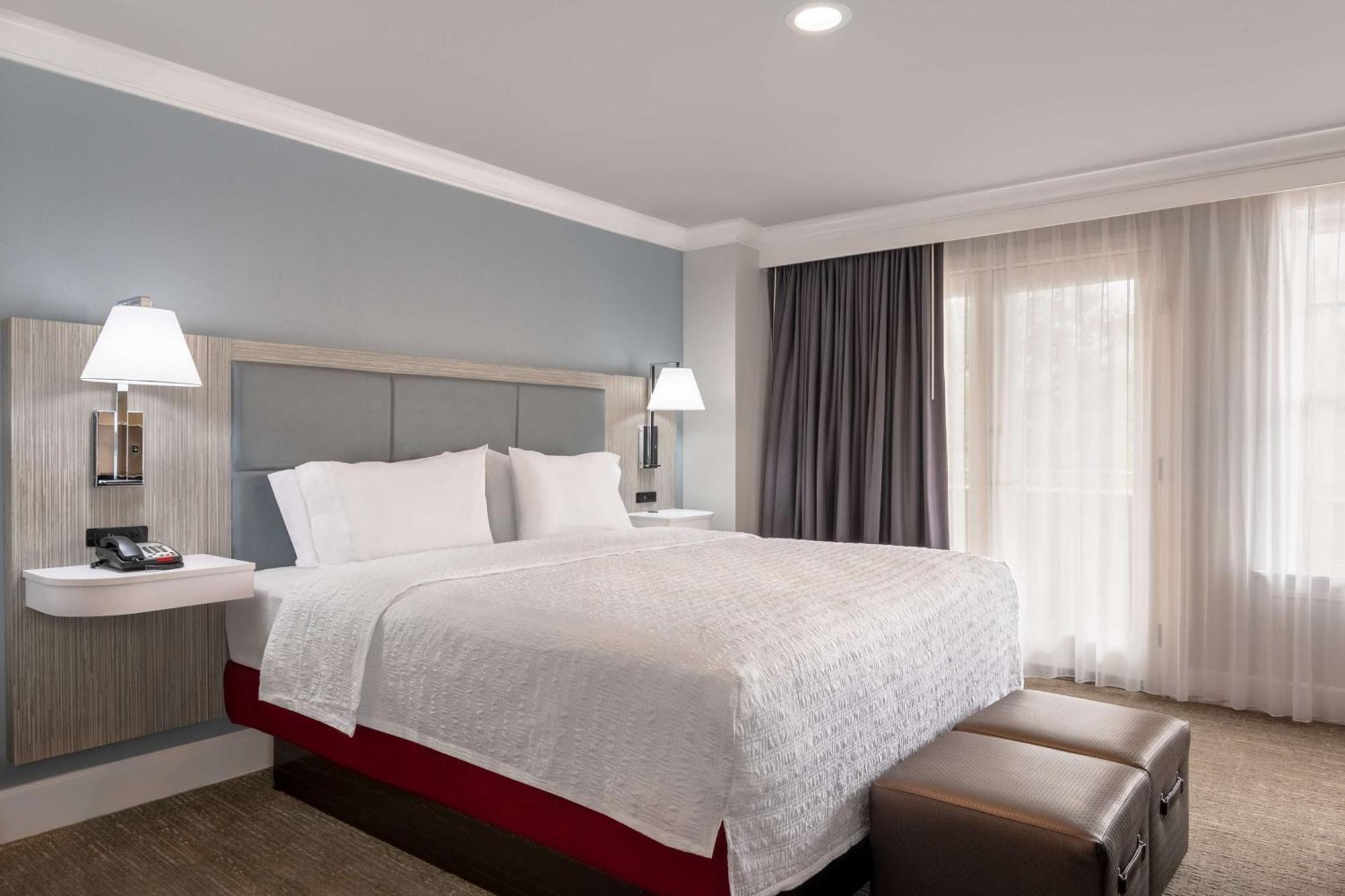 Hampton Inn & Suites Stamford Exteriér fotografie