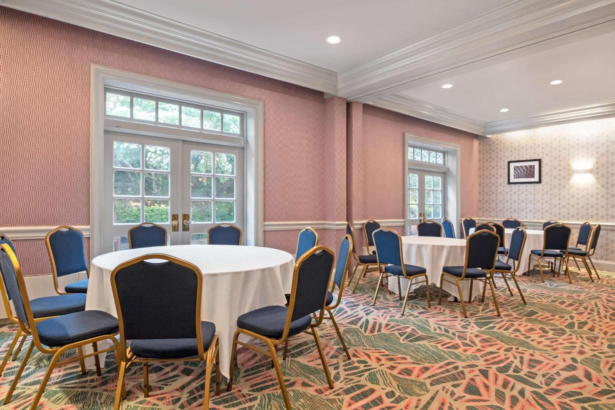 Hampton Inn & Suites Stamford Exteriér fotografie